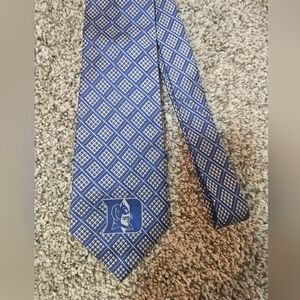 Duke University Blue Devils Mens 100% Silk Neck Tie Eagles Wings